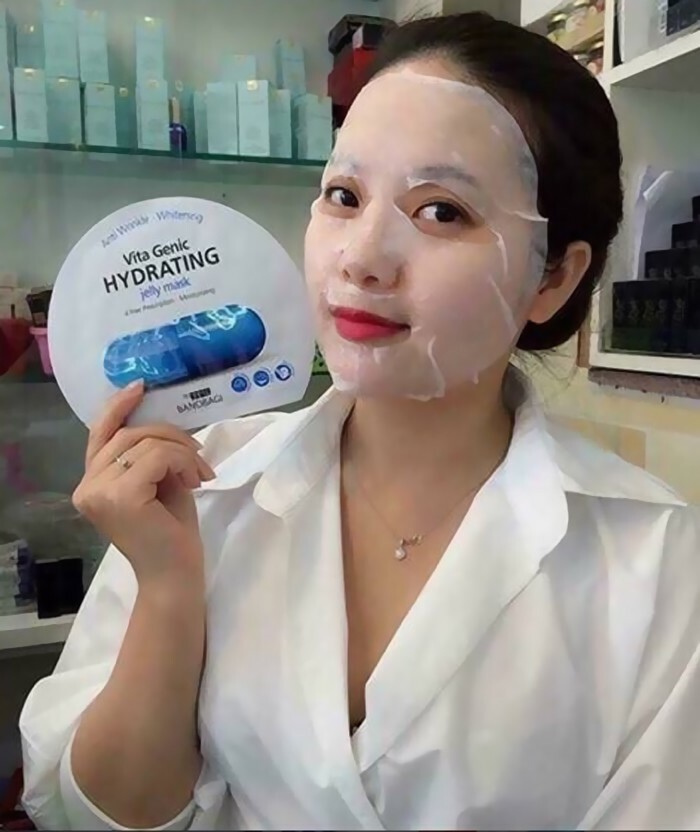 mặt nạ giấy dạng thuốc BNBG Vita Genic Jelly Mask