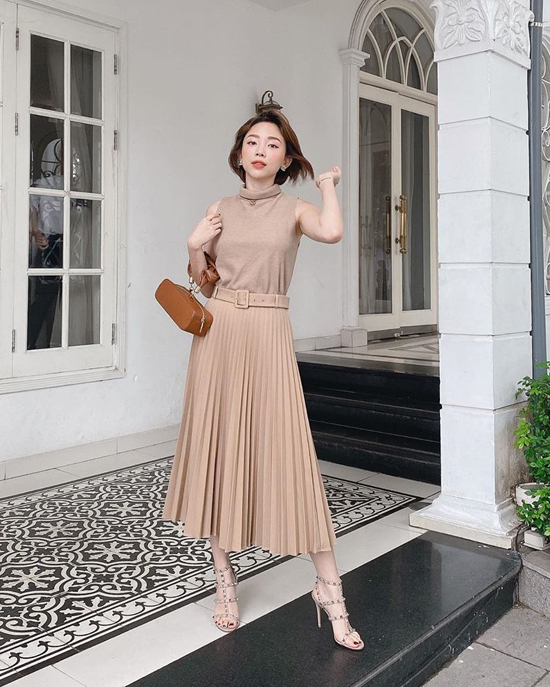 Chân váy midi với ton-sur-ton