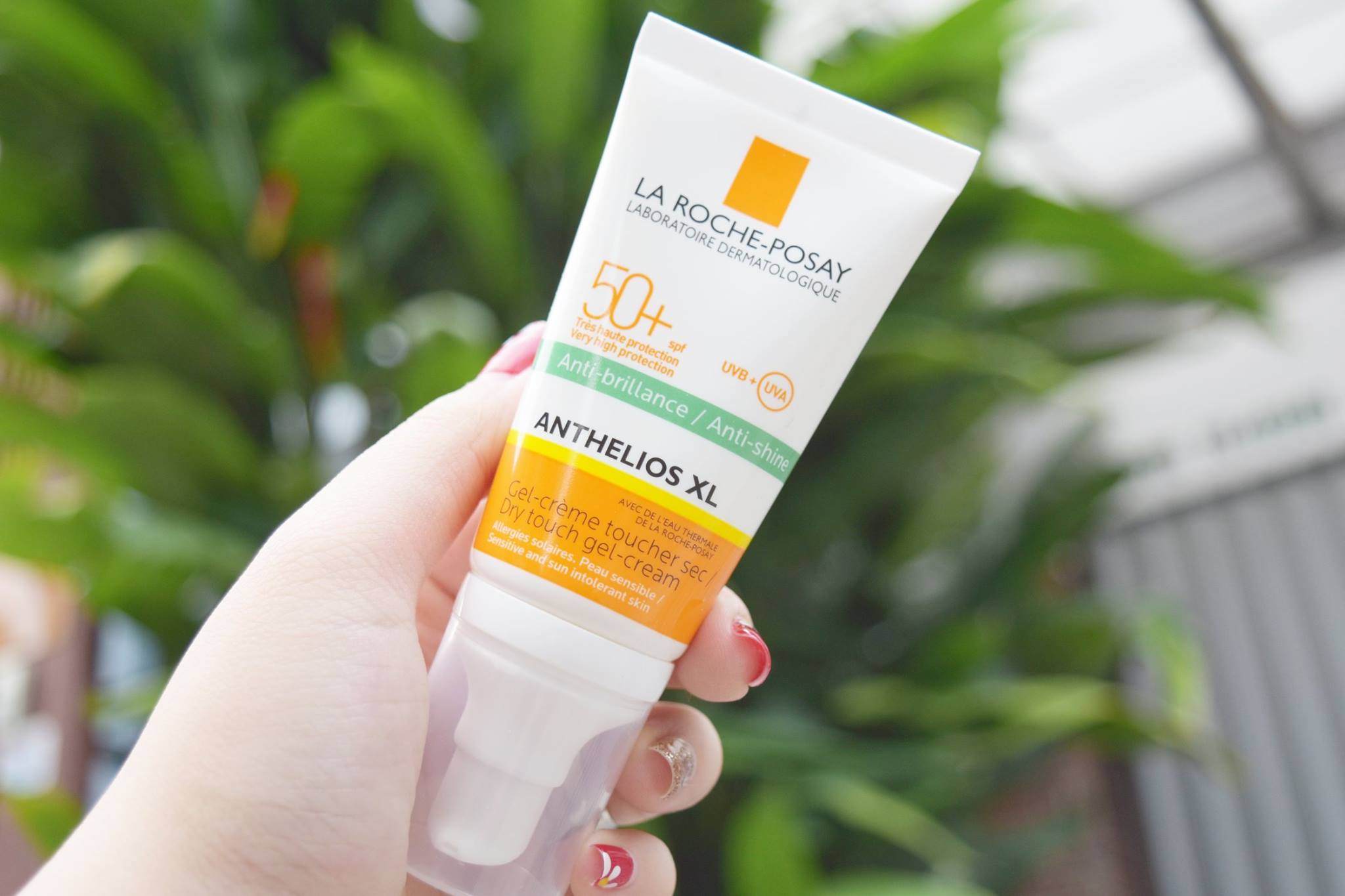 Kem Chống Nắng Kiềm Dầu La Roche Posay Anthelios XL Dry
