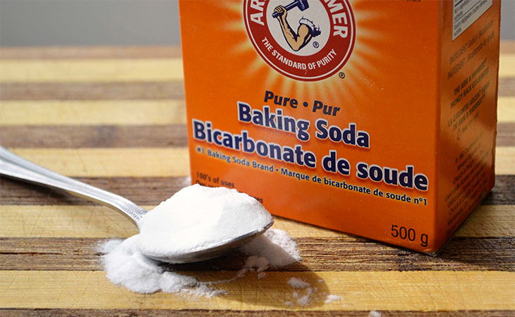 Bột nở và dầu
