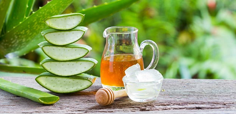 nha đam và mật ong