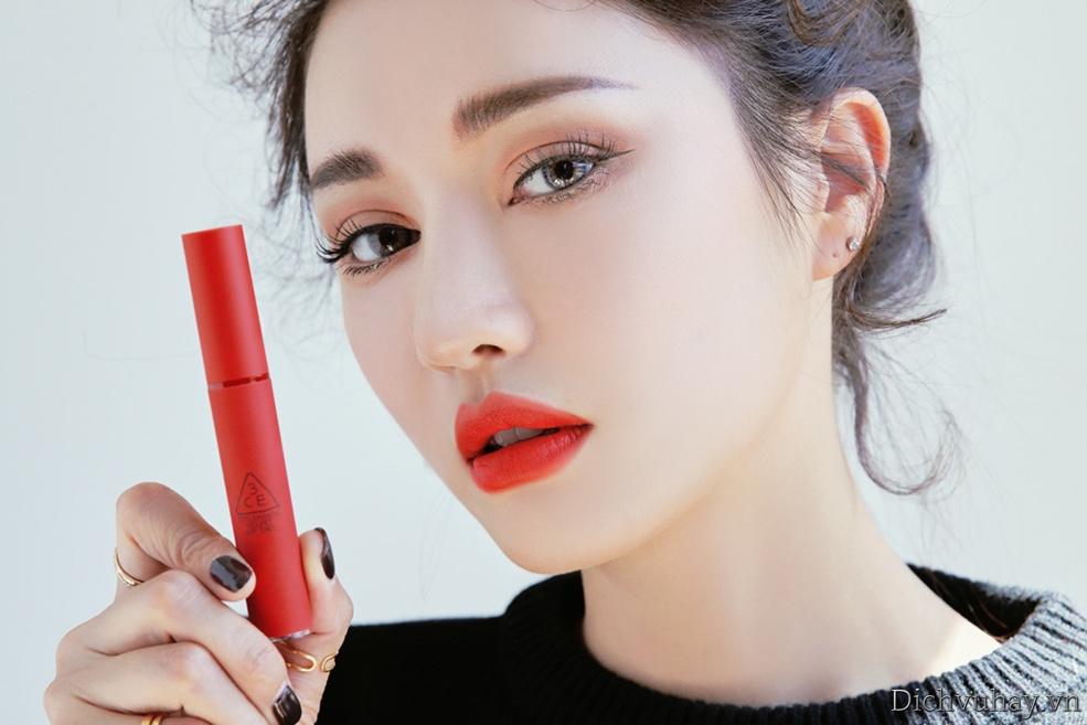 son môi đỏ quyến rũ