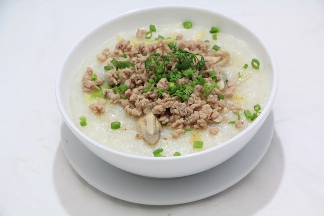 Ăn cháo thịt giảm cân